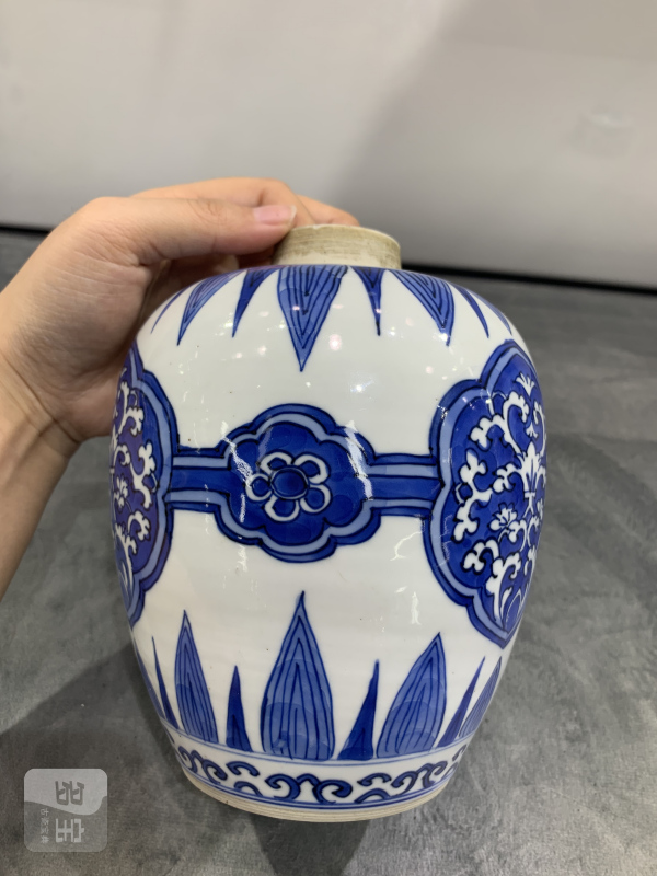 清康熙青花蕉叶如意纹莲子罐 - 图5